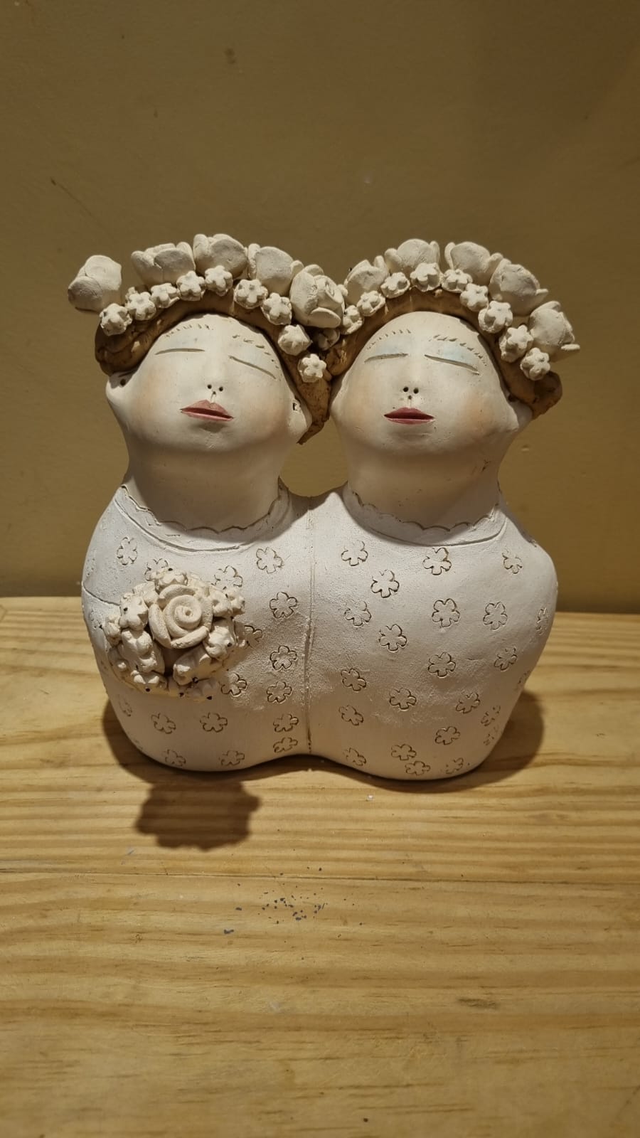 GOERDINHA NOIVAS CERAMICA NENÉ